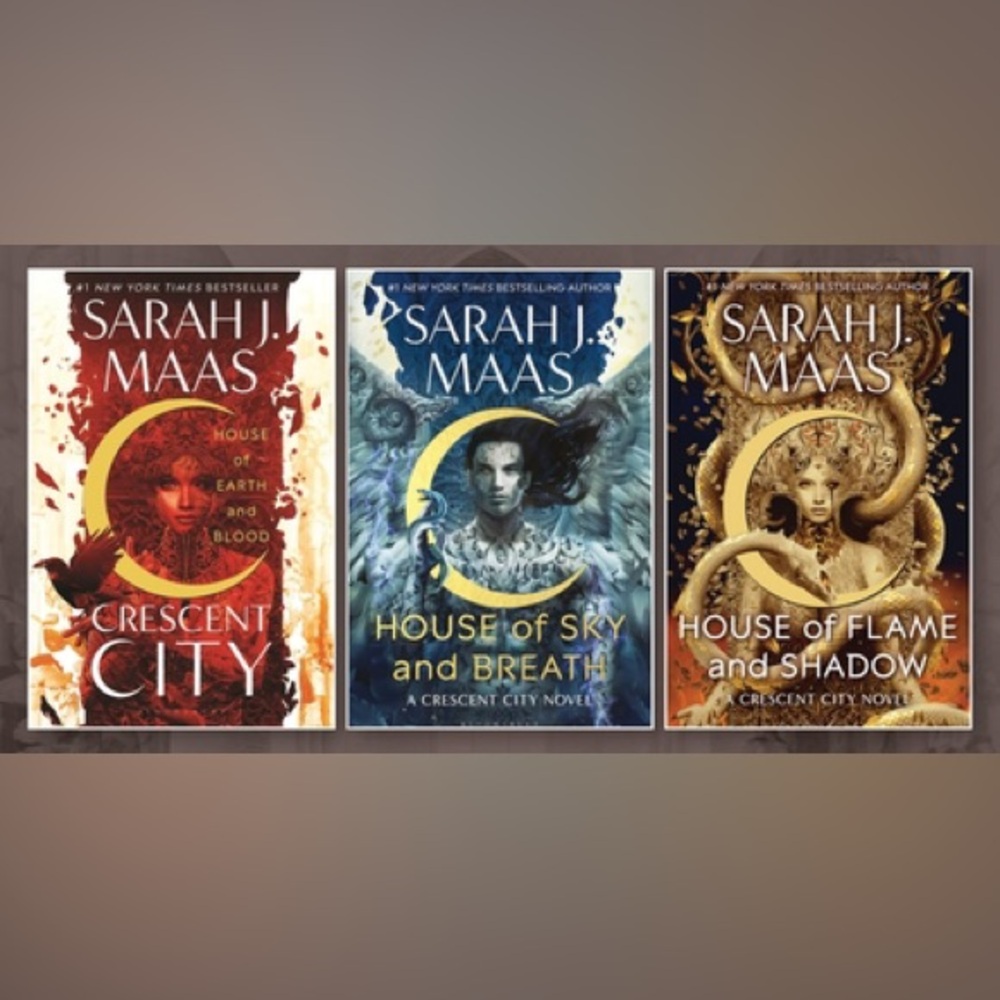 Sarah J. Maas Crescent City Trilogy Set
